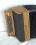 3 rangs 3 voix 12 basses noyer grille noire 11