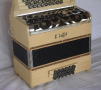 3 rangs 3 voix 18 basses érable grille nickelée 07